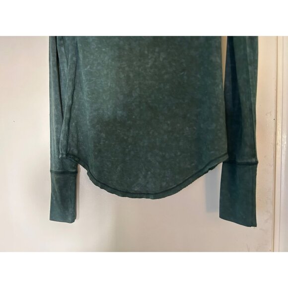 NWT WE THE FREE PEOPLE Size XS Cosmo Cowl Neck Long Sleeve Shirt Thumbholes Boho - Picture 10 of 13